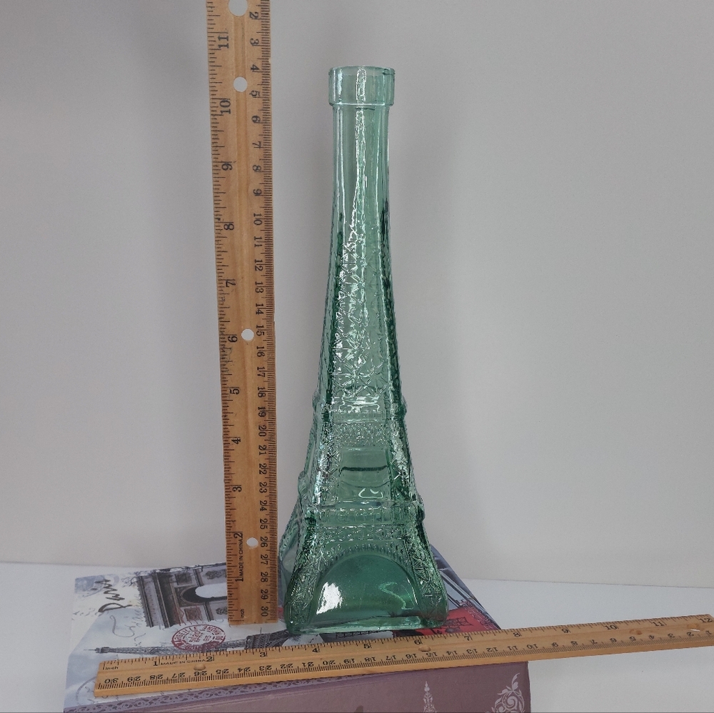 Wards Glass  Eiffel Tower Decanter Bottle - 10.5 Inch - Picture 2 of 7